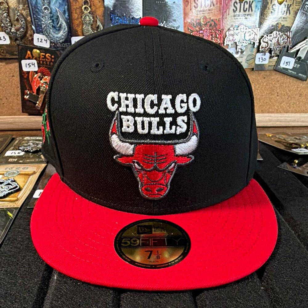 ExclusivebNew Era 59FIFTY Rose Chicago Bulls Fitted Hat Cap Black/Red NBA 7